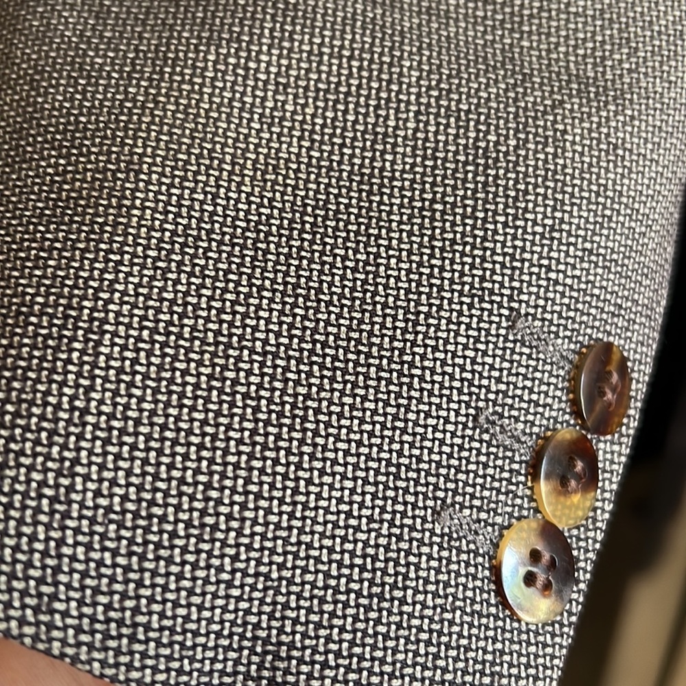 Hugo Boss Suit - Picture 6 of 7